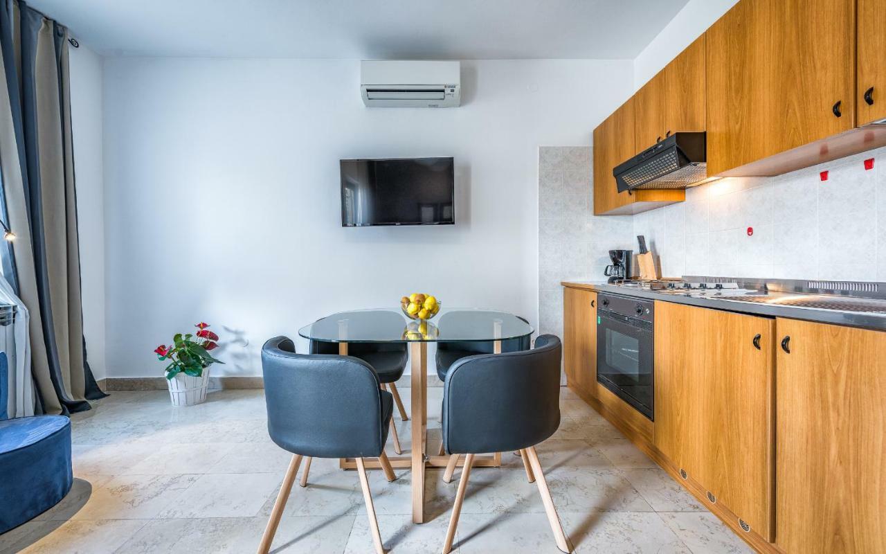 Apartman Percan Premantura Zewnętrze zdjęcie